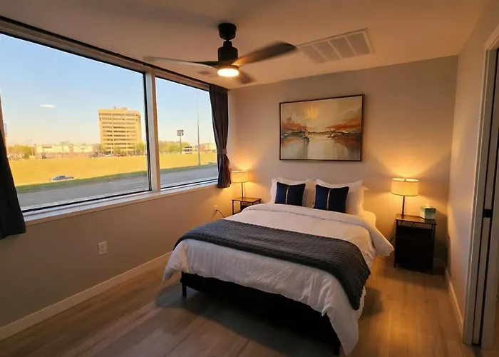 Luxury High-rise With Panoramic Views 4* Tulsa